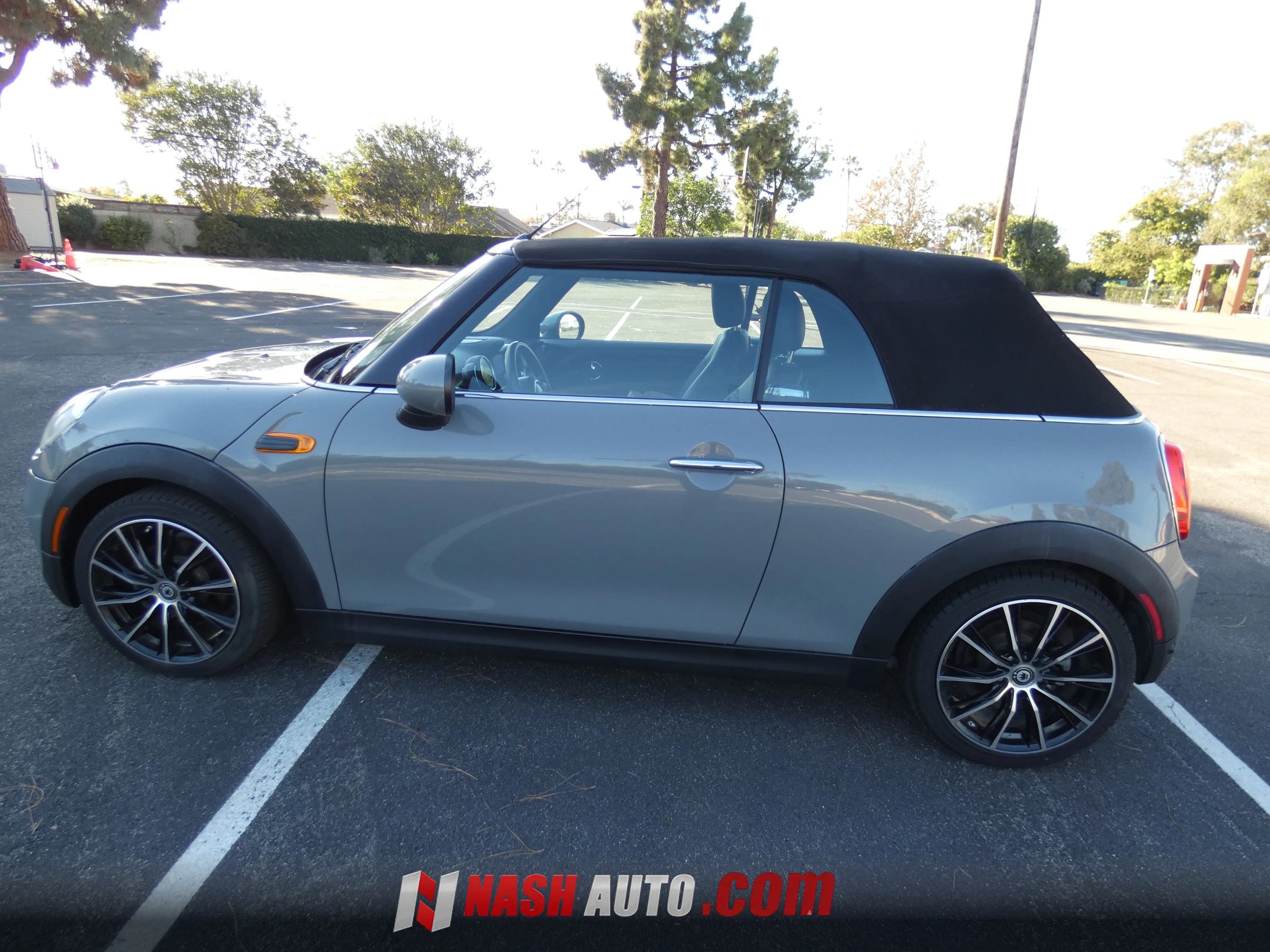 Used 2019 MINI Cooper Convertible FWD image 56