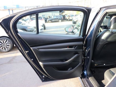 Used 2024 MAZDA MAZDA3 s image 23