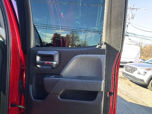 Used 2018 GMC Sierra 1500 Extended Cab 4WD 4.3L V6 image 13