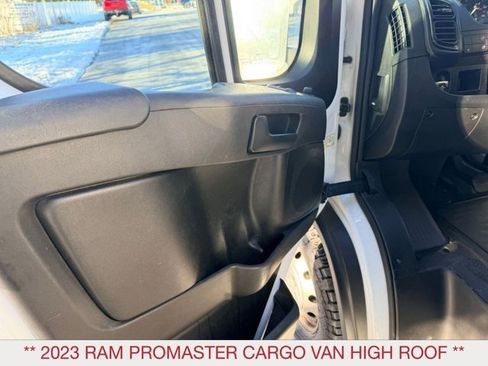 Used 2023 RAM ProMaster 2500 w/ Driver Convenience Group image 10