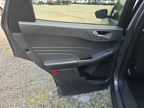 Used 2023 Ford Escape Active w/ Tech Pack #2 AWD/4WD image 15
