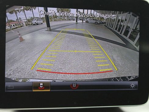 Certified 2020 Mercedes-Benz GLA 250 image 22