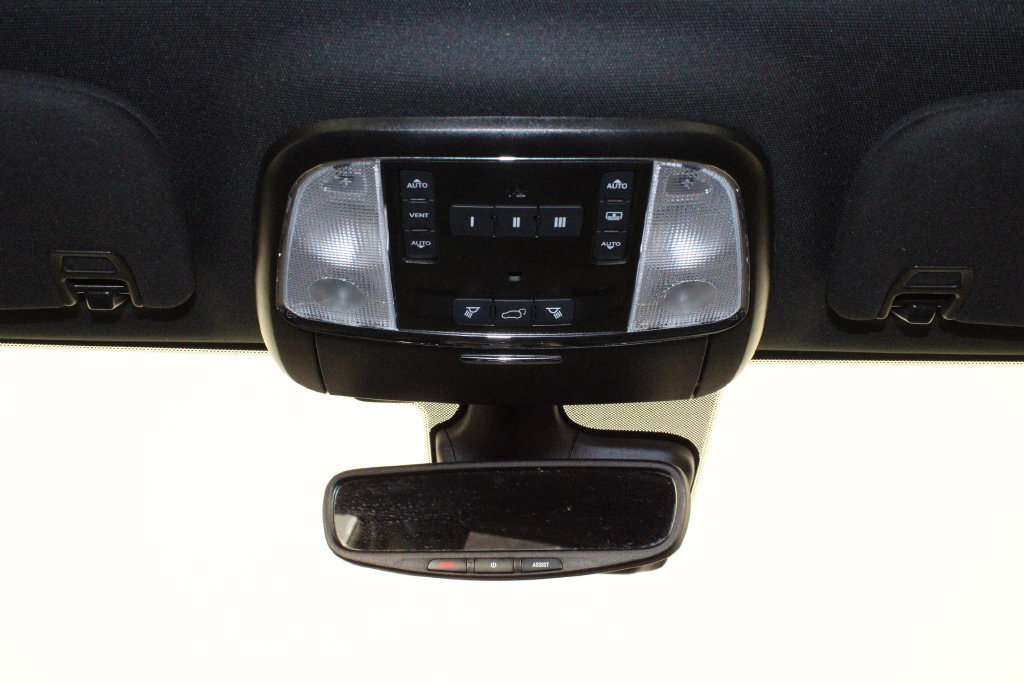 Used 2021 Jeep Grand Cherokee High Altitude AWD/4WD image 30