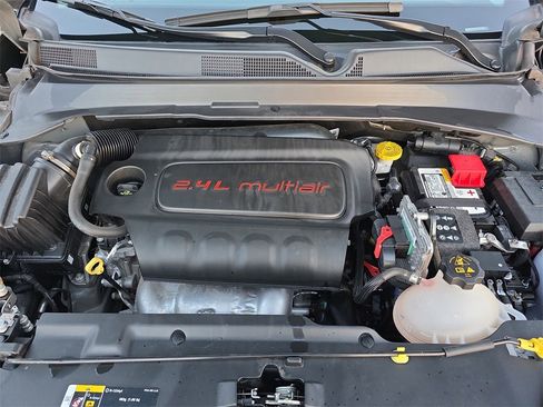 Used 2022 Jeep Compass Trailhawk w/ Trailhawk Elite Group image 29