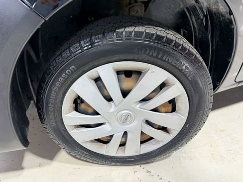 Used 2019 Nissan NV200 SV w/ Navigation Package image 2