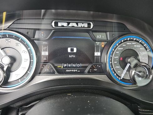 Used 2020 RAM 1500 Limited image 9