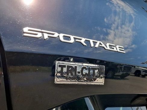 Used 2023 Kia Sportage SX FWD image 31