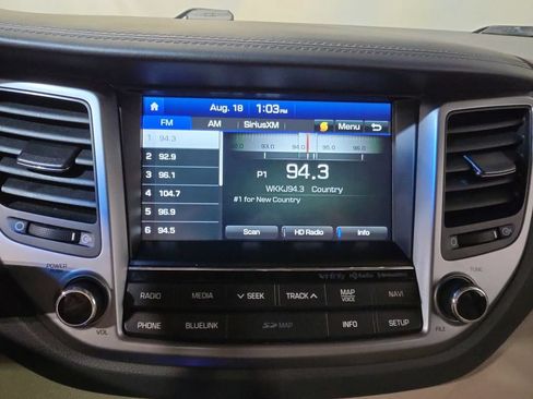 Used 2017 Hyundai Tucson Limited w/ Limited Ultimate Package 03 AWD/4WD image 12