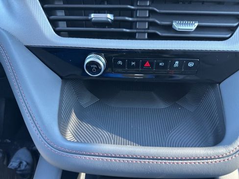 New 2026 Ford Explorer Active w/ Active Comfort Package image 26