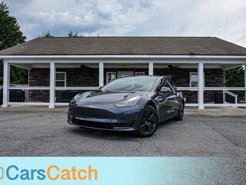 Used 2023 Tesla Model 3 Standard Range RWD image 1