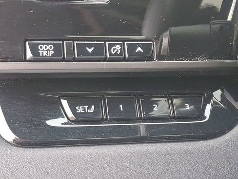 Used 2023 Lexus RX 350 Premium image 25