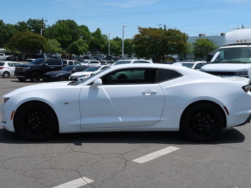 Used 2019 Chevrolet Camaro LT w/ RS Package RWD image 18
