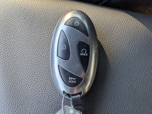 Used 2025 Hyundai Elantra Sport image 36