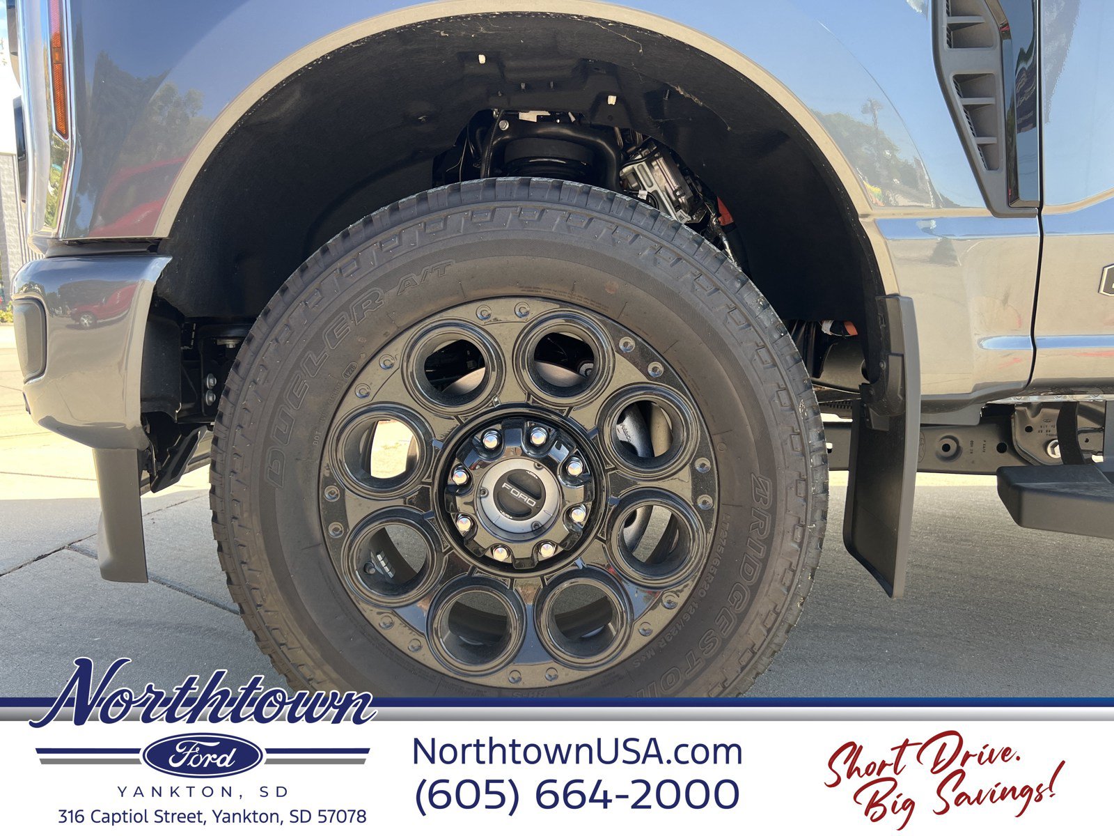 New 2026 Ford F250 Lariat w/ Black Appearance Package AWD/4WD image 9