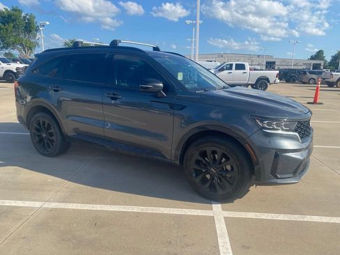 Used 2022 Kia Sorento SX AWD/4WD image 1