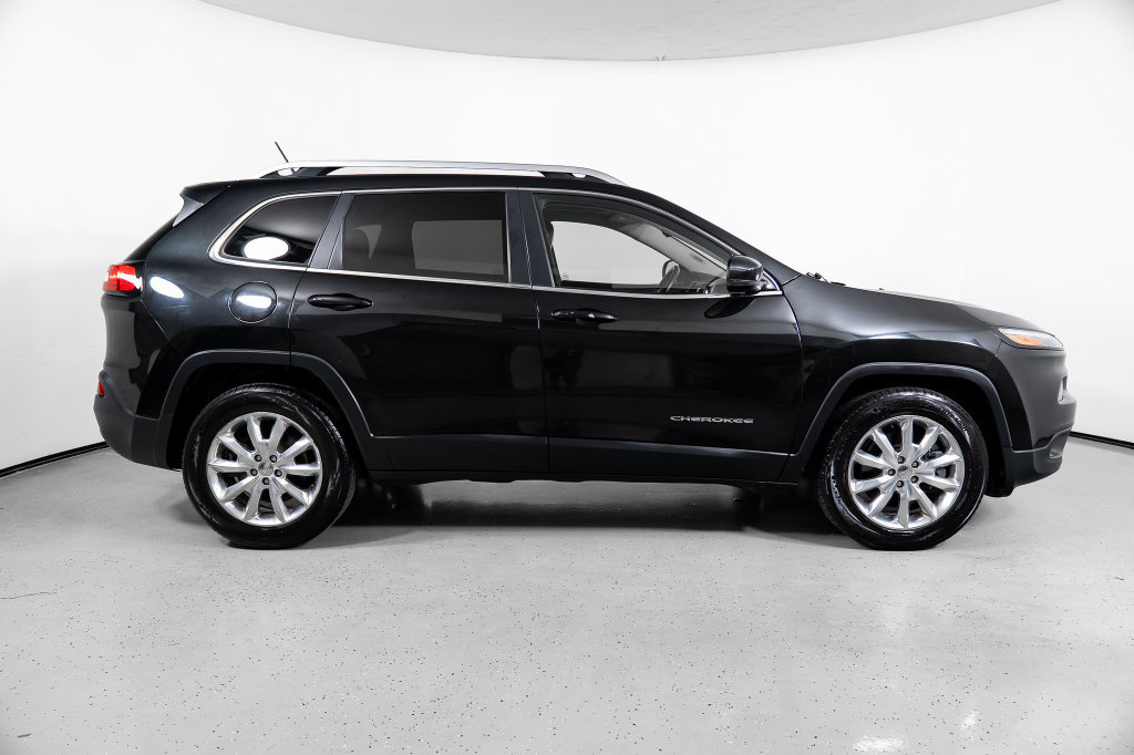 Used 2014 Jeep Cherokee Limited AWD/4WD image 3
