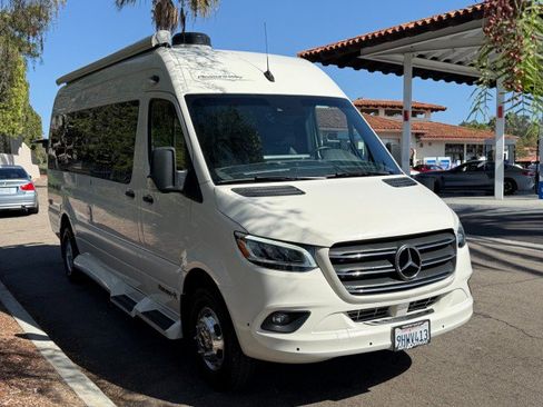 Used 2022 Mercedes-Benz Sprinter 3500 image 6