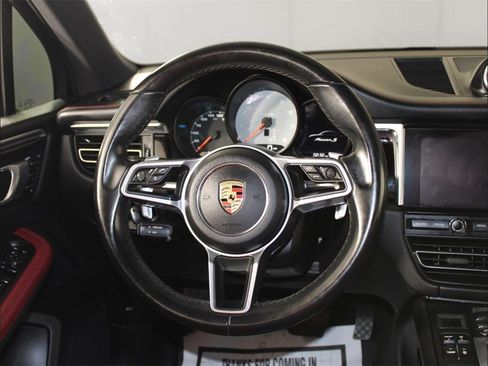Used 2019 Porsche Macan S image 15