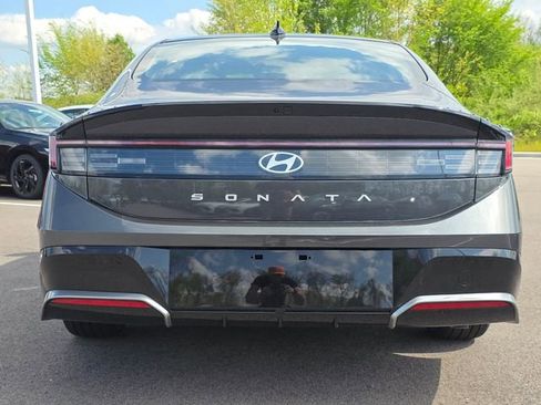 New 2026 Hyundai Sonata SEL FWD image 14