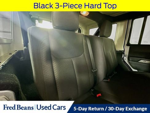 Used 2016 Jeep Wrangler Unlimited Sport w/ Quick Order Package 24S AWD/4WD image 29