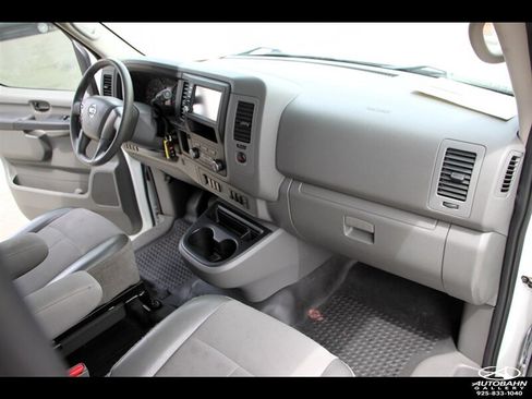 Used 2020 Nissan NV 2500 S RWD image 31