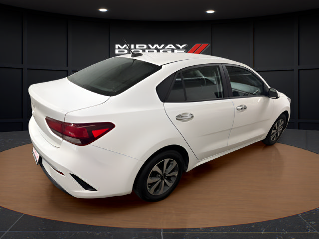 Used 2023 Kia Rio S w/ Technology Package FWD image 4