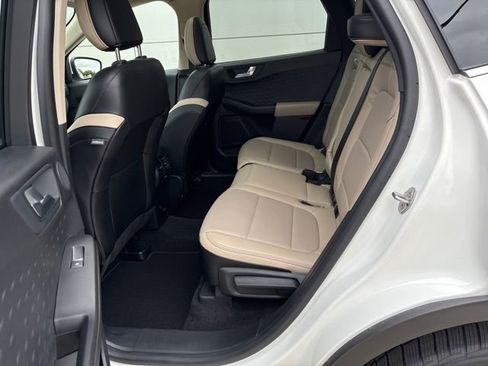 Certified 2020 Ford Escape Titanium AWD/4WD image 8
