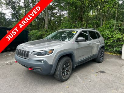 Used 2019 Jeep Cherokee Trailhawk w/ Comfort/Convenience Group