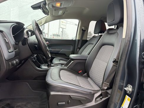 Used 2019 Chevrolet Colorado Z71 image 9