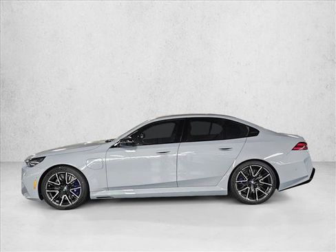New 2026 BMW M5 w/ Executive Package image 8