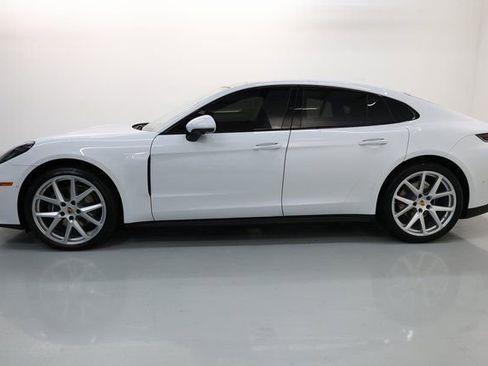Used 2024 Porsche Panamera 4 image 62