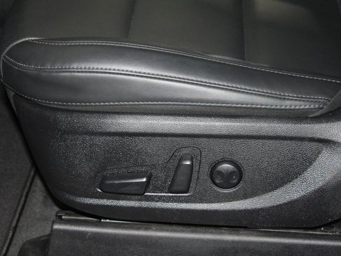 Used 2022 Kia Telluride S image 12