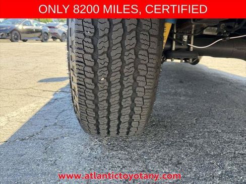 Certified 2023 Toyota Tacoma TRD Off-Road AWD/4WD image 16