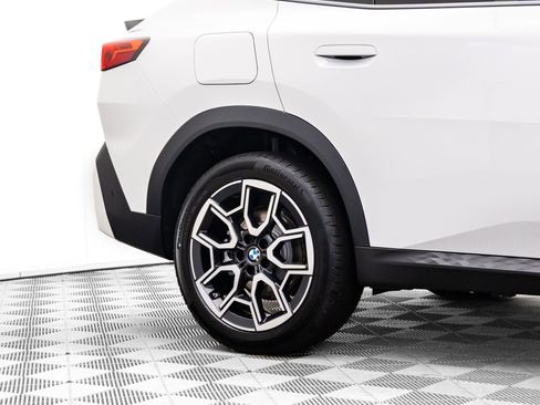 New 2026 BMW X2 xDrive28i w/ Technology Package AWD/4WD image 31