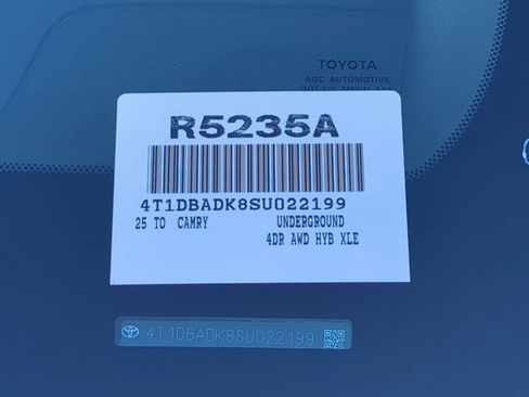 Certified 2025 Toyota Camry SE image 15