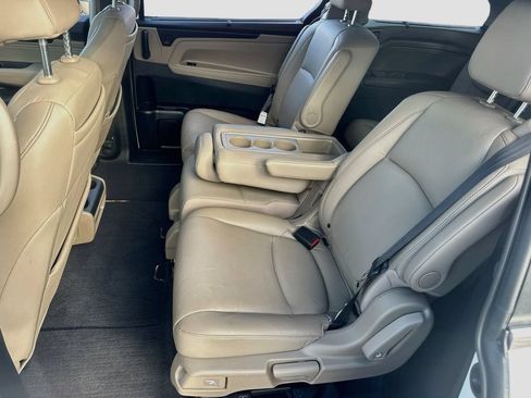 Used 2021 Honda Odyssey Touring image 23
