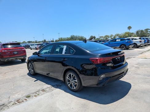 Certified 2024 Kia Forte LXS FWD image 6