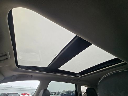 Used 2024 Nissan Murano Platinum w/ Cargo Package image 15