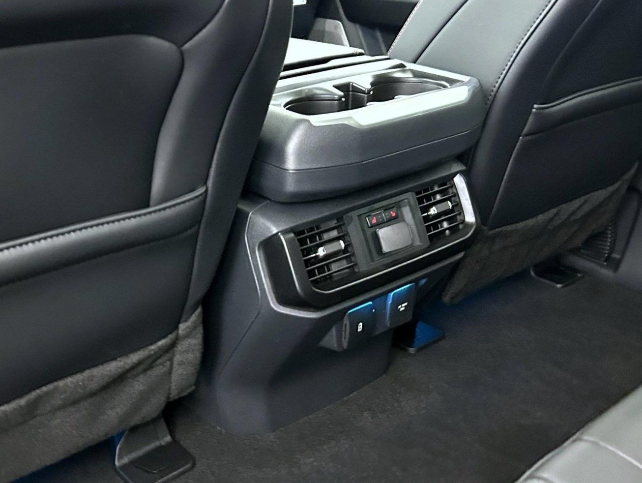 New 2026 Ford F150 Raptor AWD/4WD image 21