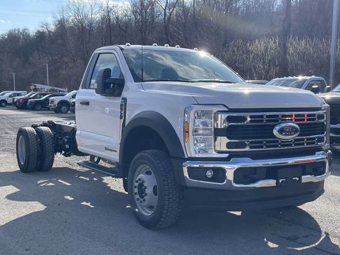 New 2024 Ford F550 4x4 Regular Cab Super Duty image 40