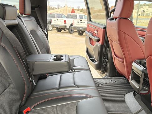 Used 2024 RAM 1500 Rebel image 39