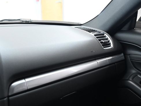 Used 2016 Porsche Cayman 2dr Cpe Black Edition image 36