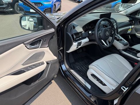 Used 2026 Acura RDX SH-AWD w/ Advance Package image 11