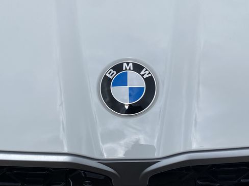Used 2025 BMW X2 xDrive28i w/ Premium Package image 24
