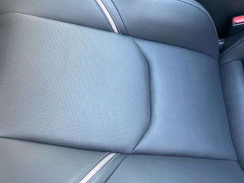 Used 2024 Toyota Prius XLE image 32