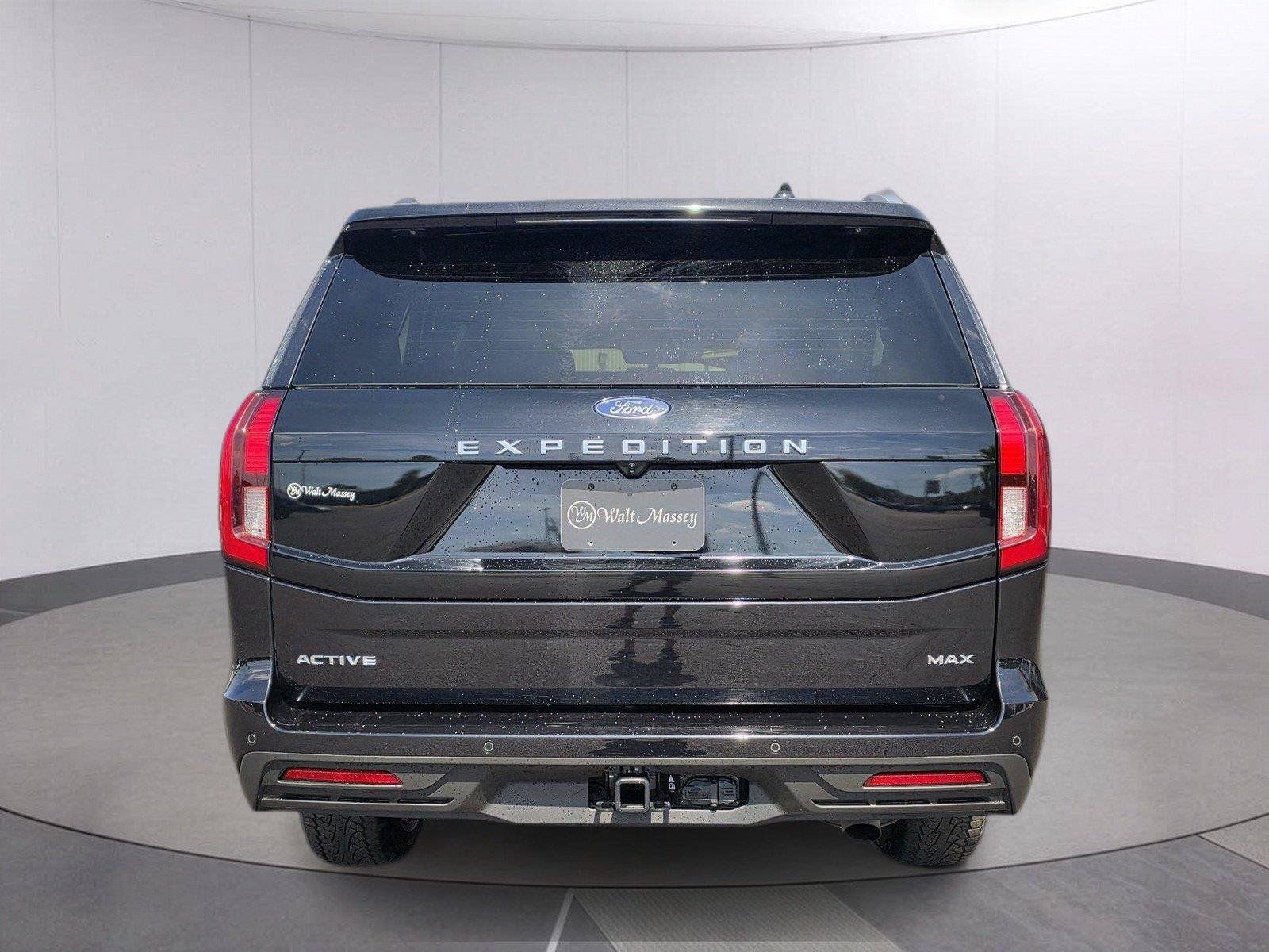 Used 2025 Ford Expedition Max Active AWD/4WD image 4