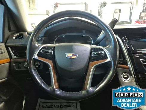 Used 2019 Cadillac Escalade ESV Premium Luxury w/ LPO, Radiant Package AWD/4WD image 30