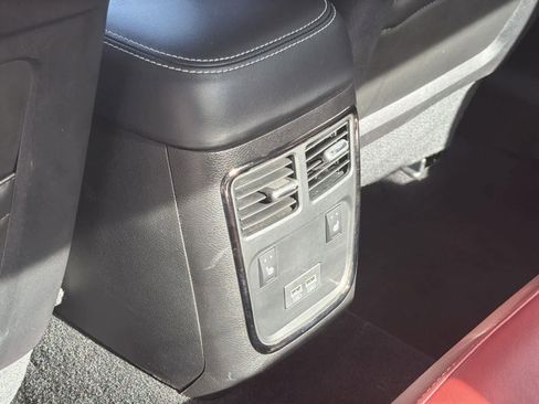 Used 2022 Dodge Charger SRT Hellcat w/ Harman/Kardon Audio Group image 29