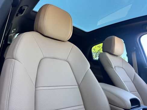 Certified 2026 Porsche Cayenne Coupe AWD/4WD image 18