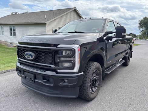 Used 2024 Ford F250 Lariat w/ Lariat Ultimate Package AWD/4WD image 7